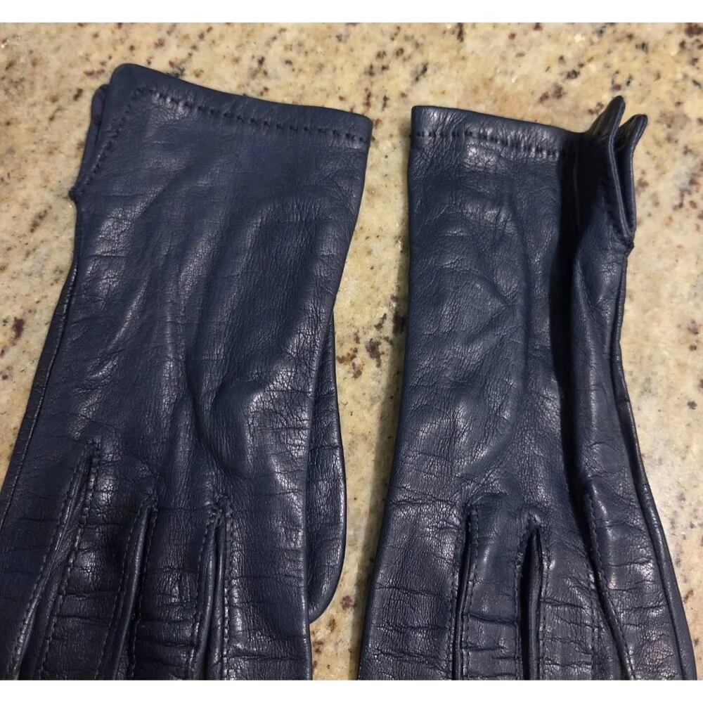 Vintage Womens Size S 6.5 Blue Leather Lined Gloves Saks 5th Ave